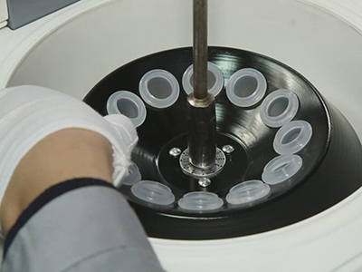 Centrifuge assembly